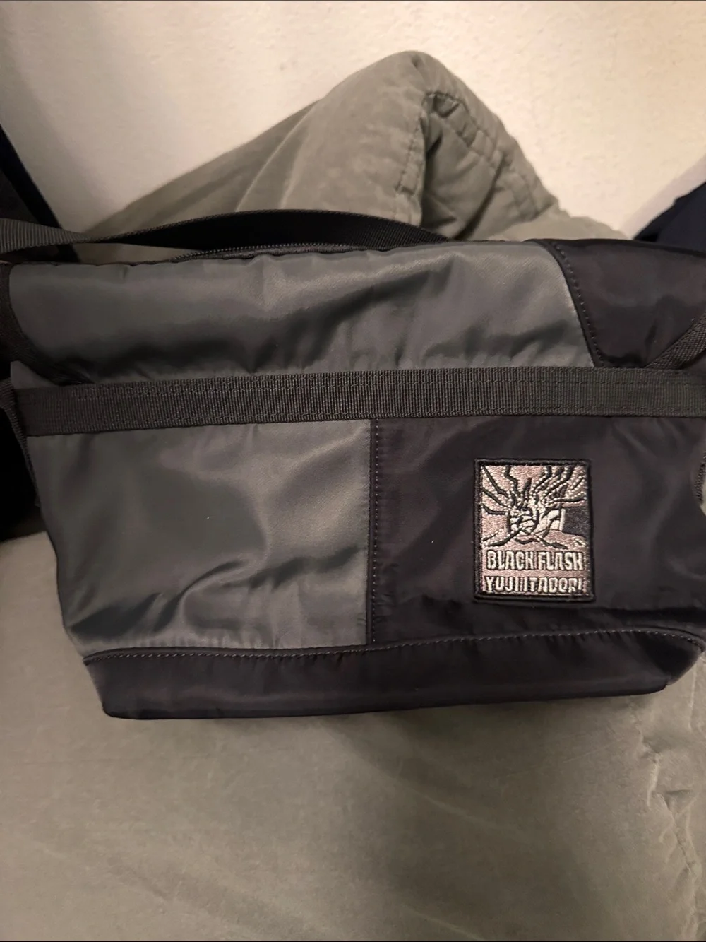 Jiujitsu kaisen Casual Black and Gray Men's Messenger Bag with Patch Details